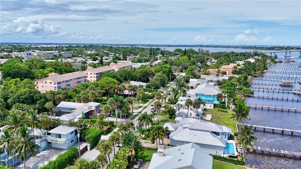 Stuart, Florida 34996, United States, 2 Bedrooms Bedrooms, ,2 BathroomsBathrooms,Residential,Active,209867