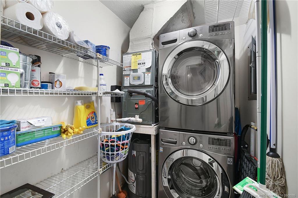 Stuart, Florida 34996, United States, 2 Bedrooms Bedrooms, ,2 BathroomsBathrooms,Residential,Active,209867