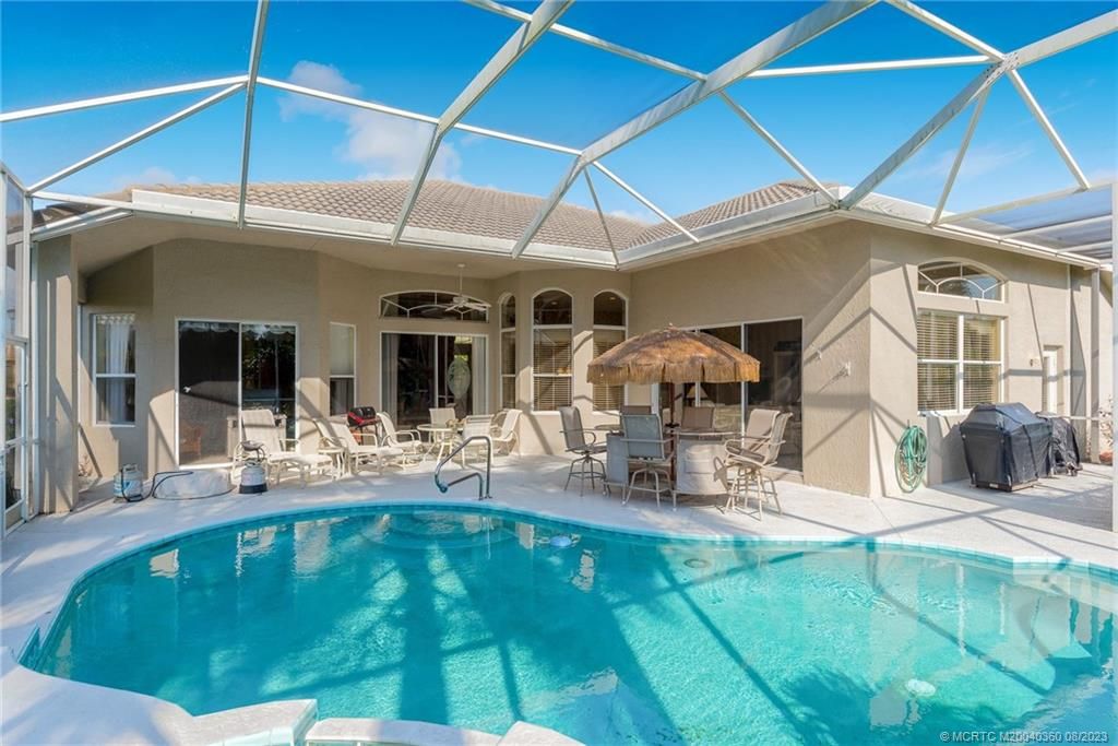 Photo of 2213 SE Stonehaven Road, Port Saint Lucie, FL 34952 (MLS # M20040360)
