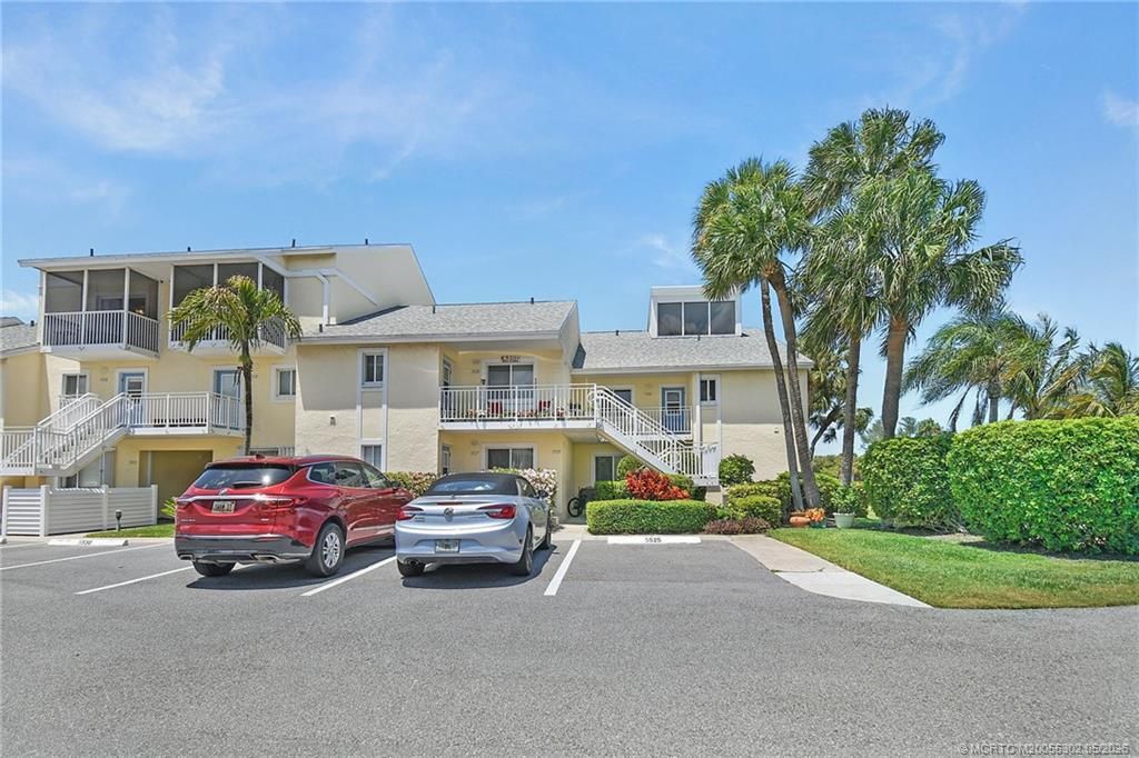 Photo of 5532 NE Gulfstream Way, Stuart, FL 34996 (MLS # M20055302)