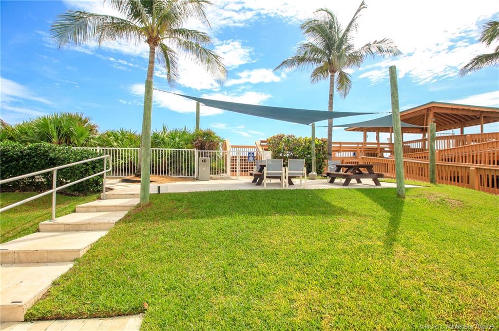 Jensen Beach, Florida 34957, United States, 2 Bedrooms Bedrooms, ,2 BathroomsBathrooms,Residential,Active,225740