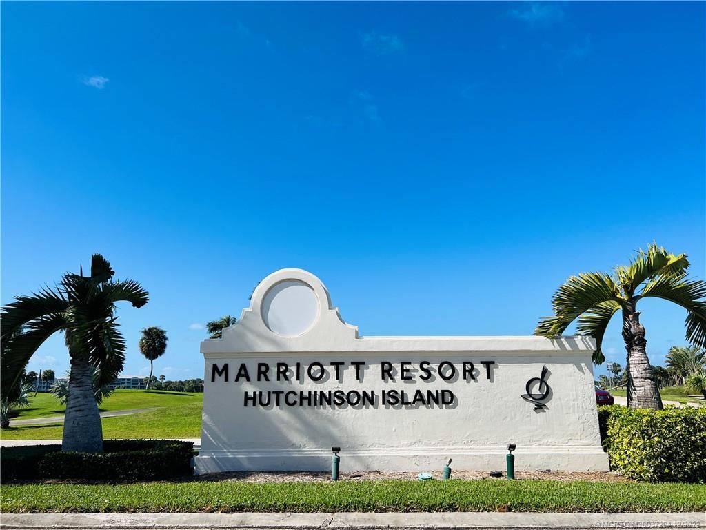 Photo of 221 NE Plantation Road #215, Stuart, FL 34996 (MLS # M20037294)