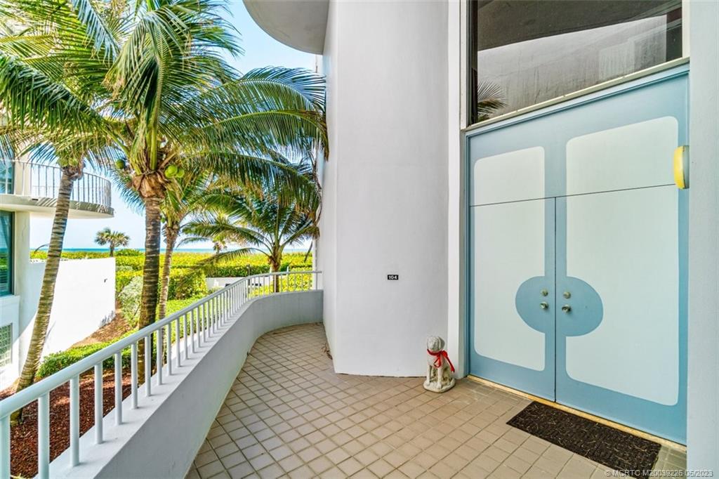 2001 SE Sailfish Point Boulevard 104