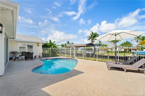 Photo of 1229 SW Dyer Point Road, Palm City, FL 34990 (MLS # M20052217)