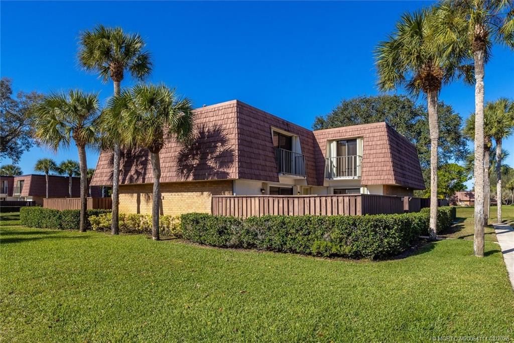 Photo of 2959 SW Sunset Trace Circle, Palm City, FL 34990 (MLS # M20054111)