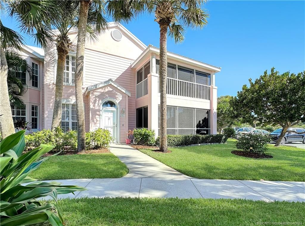 Photo of 411 NE Plantation Road #517, Stuart, FL 34996 (MLS # M20044500)