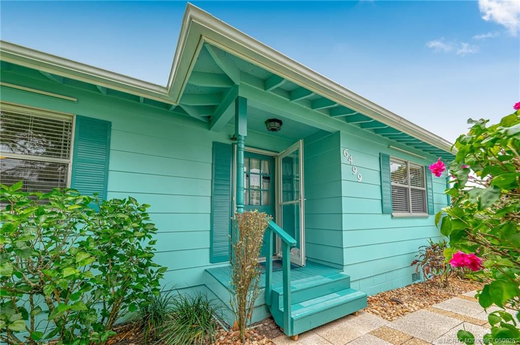 Photo of 6499 SE Held Court, Stuart, FL 34997 (MLS # M20050957)