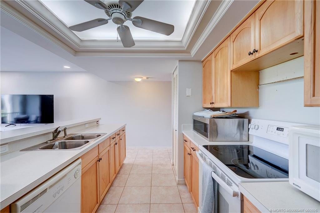 Stuart, Florida 34996, United States, 1 Bedroom Bedrooms, ,1 BathroomBathrooms,Residential,Active,124243