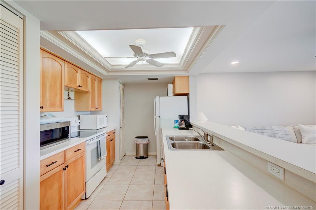 Stuart, Florida 34996, United States, 1 Bedroom Bedrooms, ,1 BathroomBathrooms,Residential,Active,124243