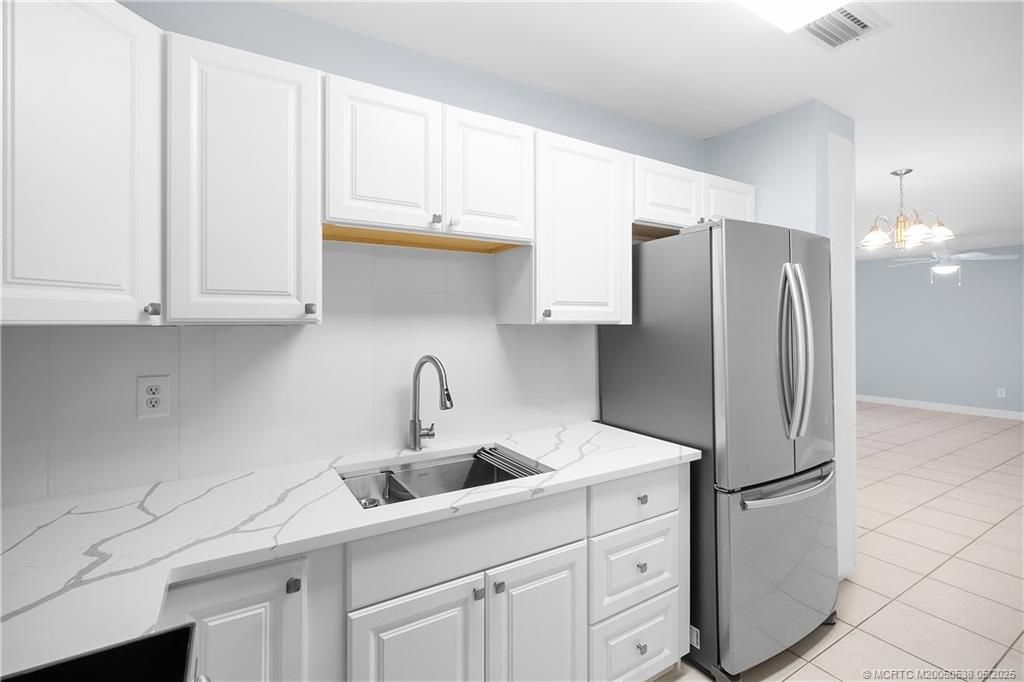 Photo of 333 SE Martin Avenue #1A, Stuart, FL 34996 (MLS # M20050538)