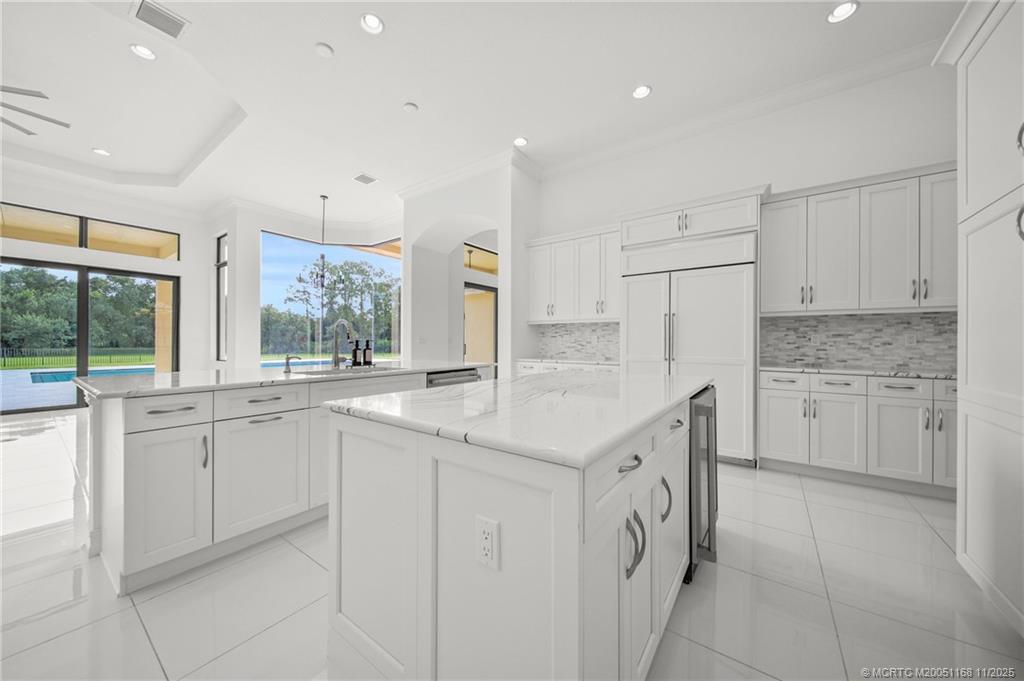 Palm City, Florida 34990, United States, 4 Bedrooms Bedrooms, ,5 BathroomsBathrooms,Residential,Coming Soon,160986