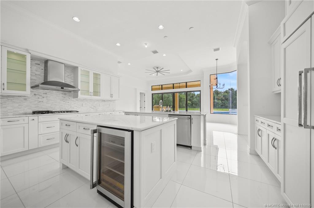 Palm City, Florida 34990, United States, 4 Bedrooms Bedrooms, ,5 BathroomsBathrooms,Residential,Coming Soon,160986