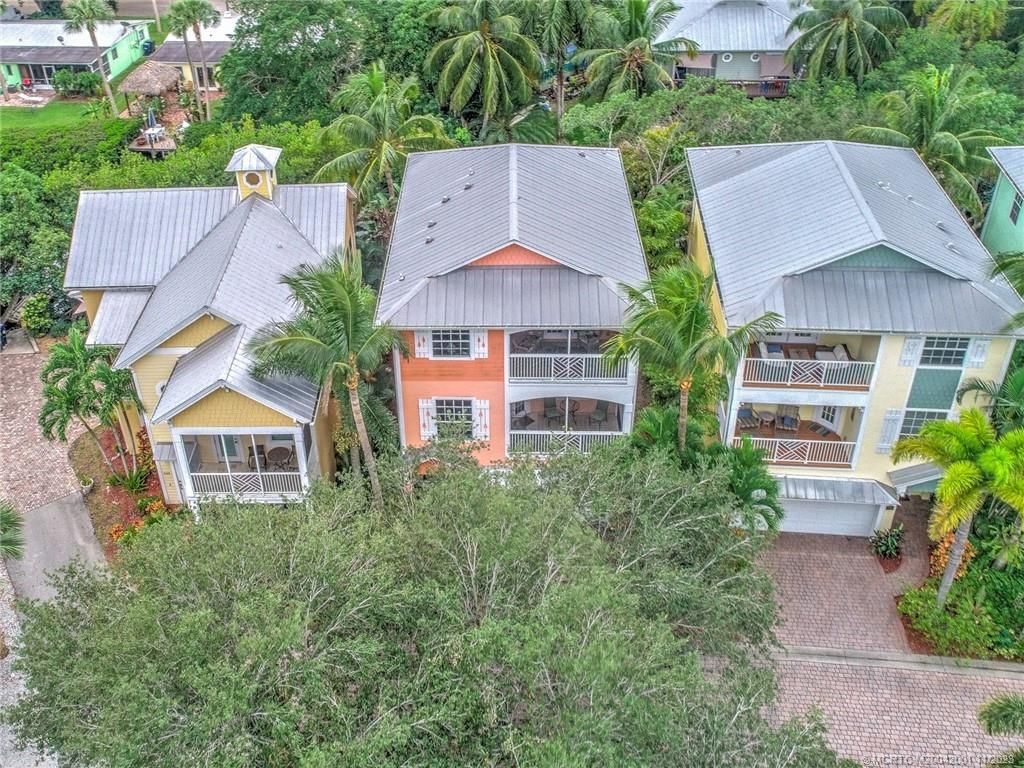 Photo of 540 SW Akron Avenue, Stuart, FL 34994 (MLS # M20042001)