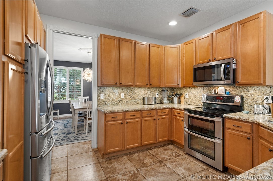 1170 SW Lighthouse Drive
