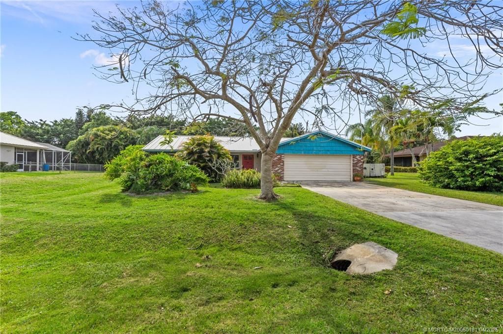 Photo of 2416 NW Everglades Boulevard, Stuart, FL 34994 (MLS # M20050181)