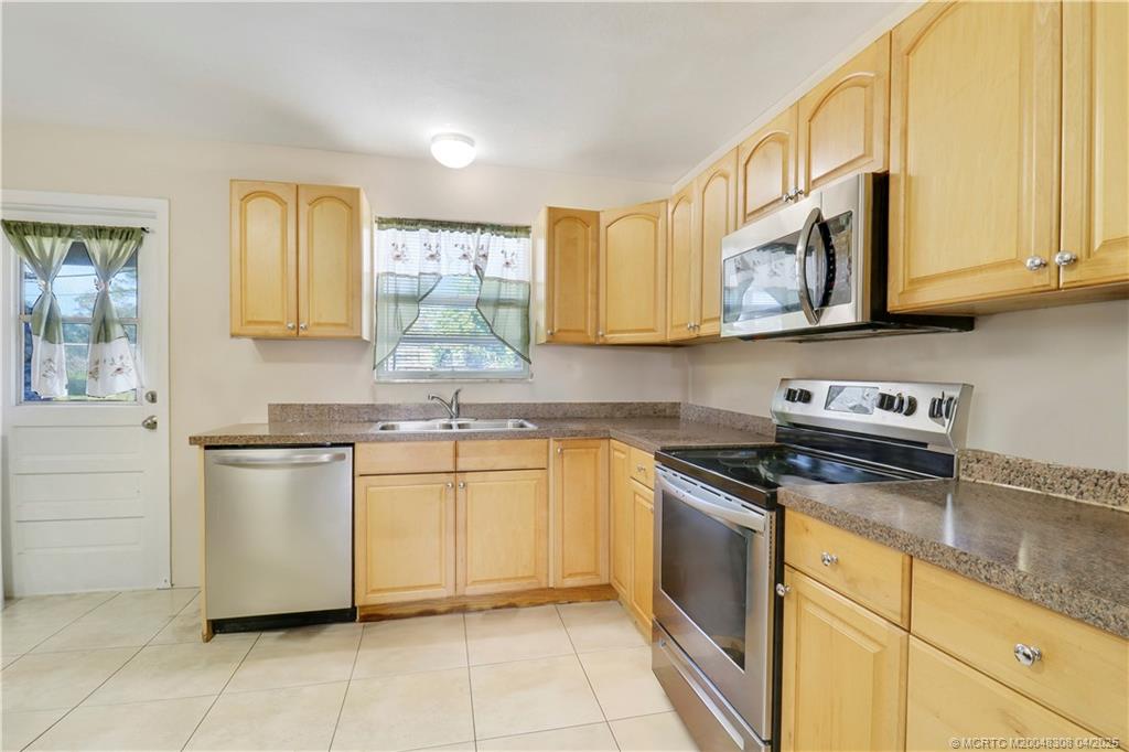 2767 SE Normand Street SE 2767 & 2777