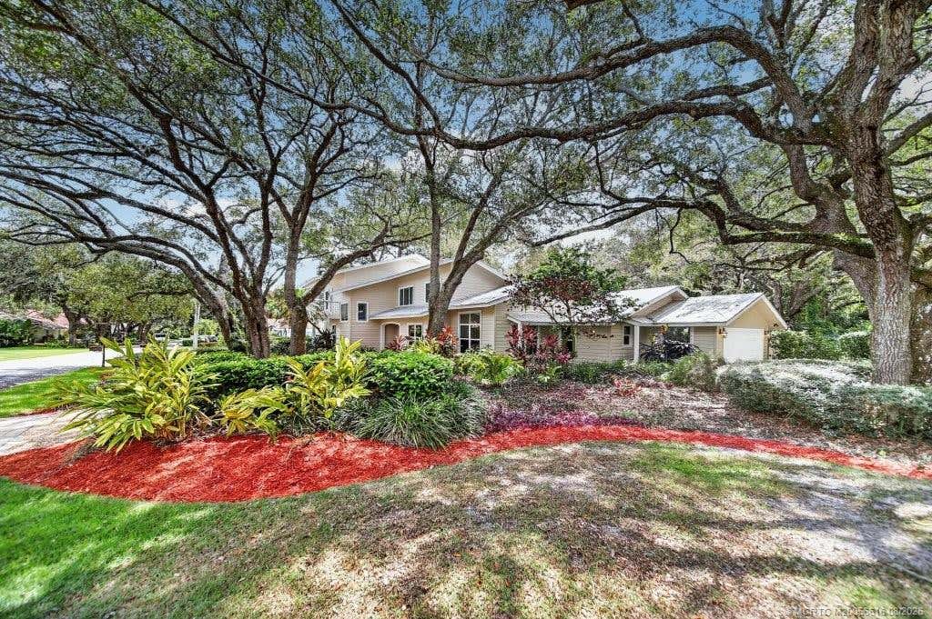 Photo of 15 Heritage Way, Sewalls Point, FL 34996 (MLS # M20056616)