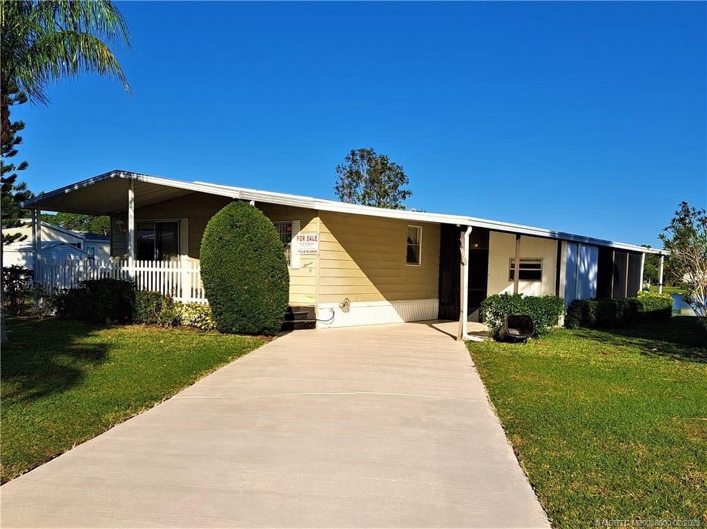 Photo of 11 Valpariso, Port Saint Lucie, FL 34952 (MLS # M20038000)