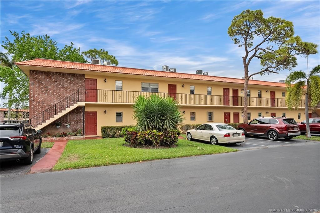 Photo of 1943 SW Palm City Road #22G, Stuart, FL 34994 (MLS # M20054688)