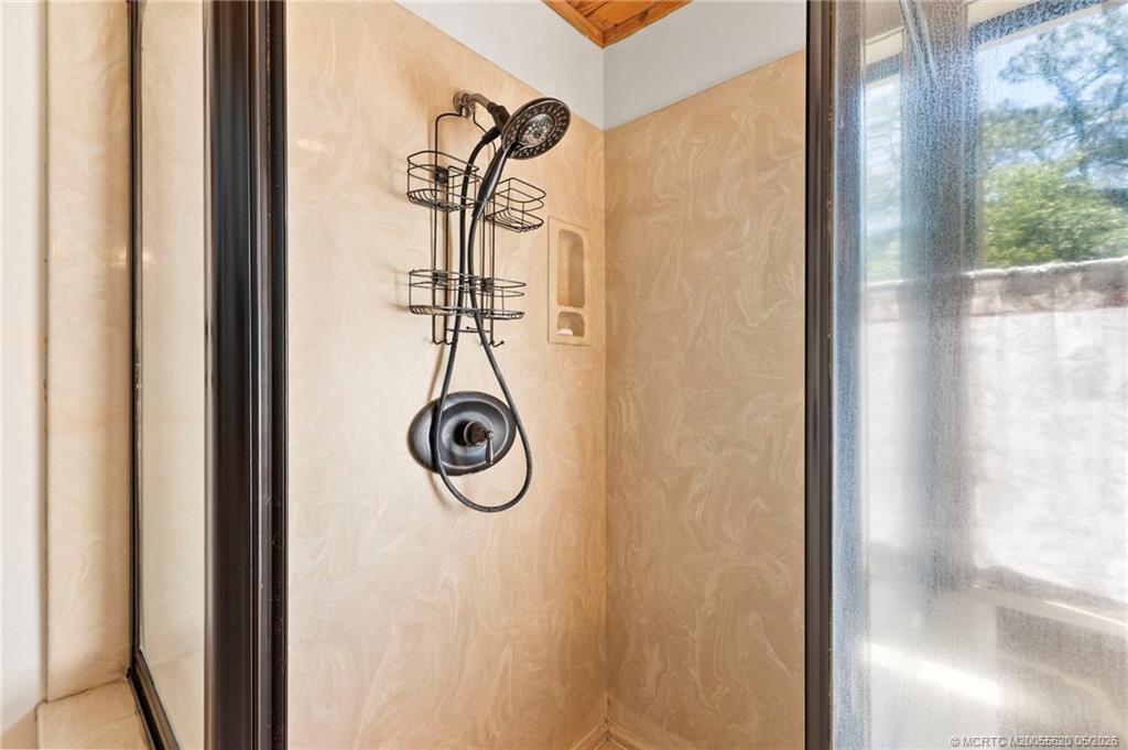 Palm City, Florida, 34990, United States, 3 Bedrooms Bedrooms, ,2 BathroomsBathrooms,Residential,Active,2045659