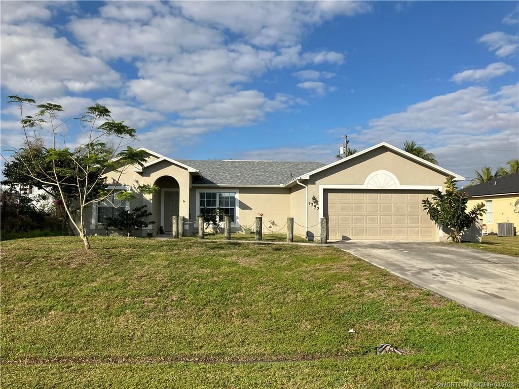 Photo of 4292 SW Elaine Court, Port Saint Lucie, FL 34953 (MLS # M20043549)