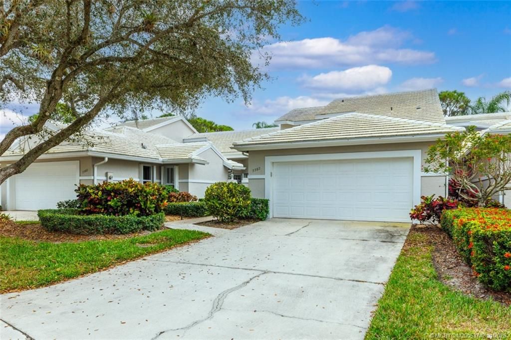 Photo of 2382 SW Foxpoint Way, Palm City, FL 34990 (MLS # M20053742)