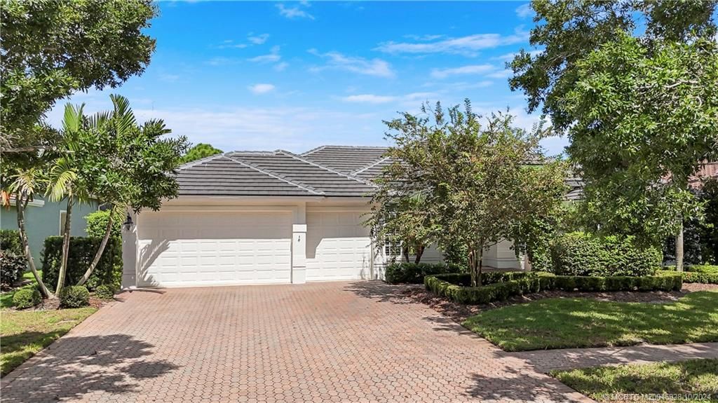 Photo of 4388 SW La Paloma Drive, Palm City, FL 34990 (MLS # M20046928)