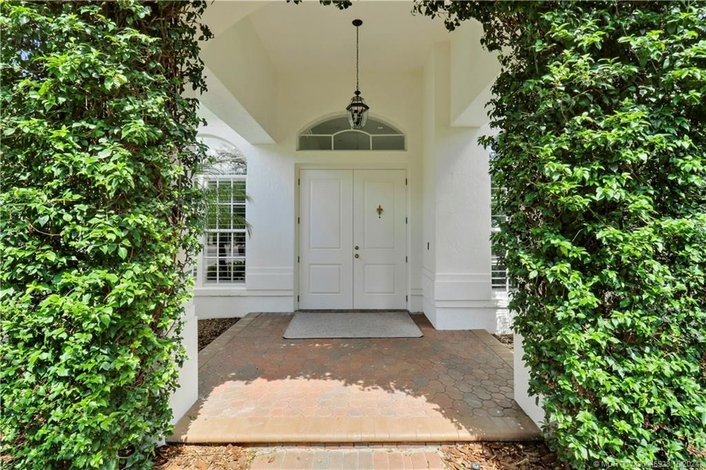 Photo of 4388 SW La Paloma Drive, Palm City, FL 34990 (MLS # M20046928)