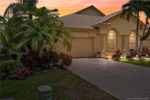 Photo of 871 NW Red Pine Way, Jensen Beach, FL 34957 (MLS # M20050609)