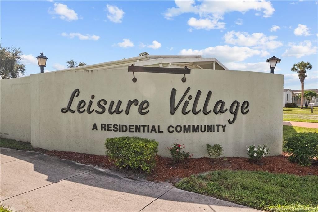 Photo of 149 SE Easy Street, Stuart, FL 34994 (MLS # M20041129)