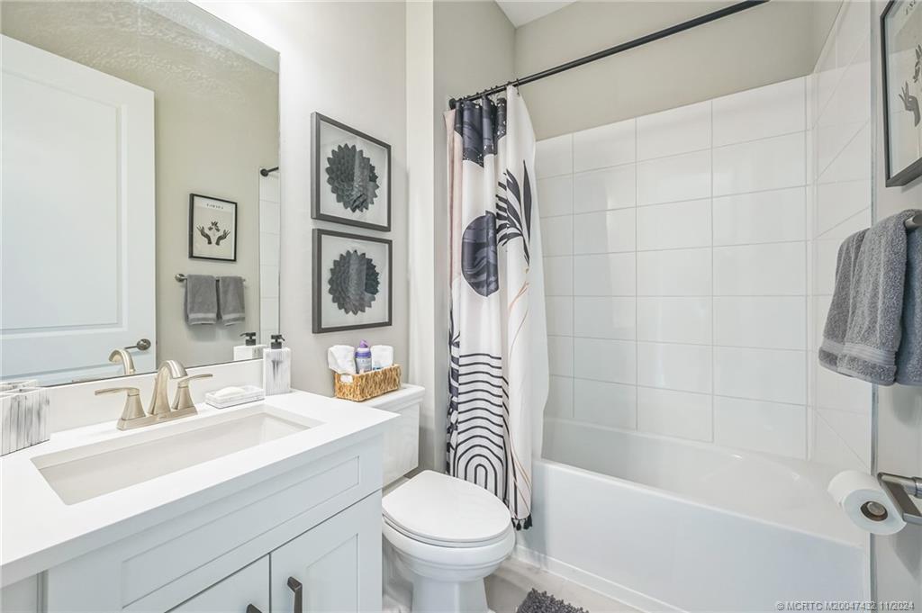 Naples, Florida 34114, United States, 3 Bedrooms Bedrooms, ,3 BathroomsBathrooms,Residential,Active,35324