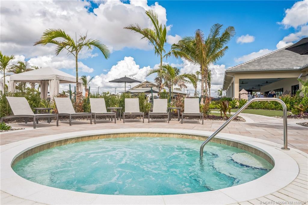 Naples, Florida 34114, United States, 3 Bedrooms Bedrooms, ,3 BathroomsBathrooms,Residential,Active,35324