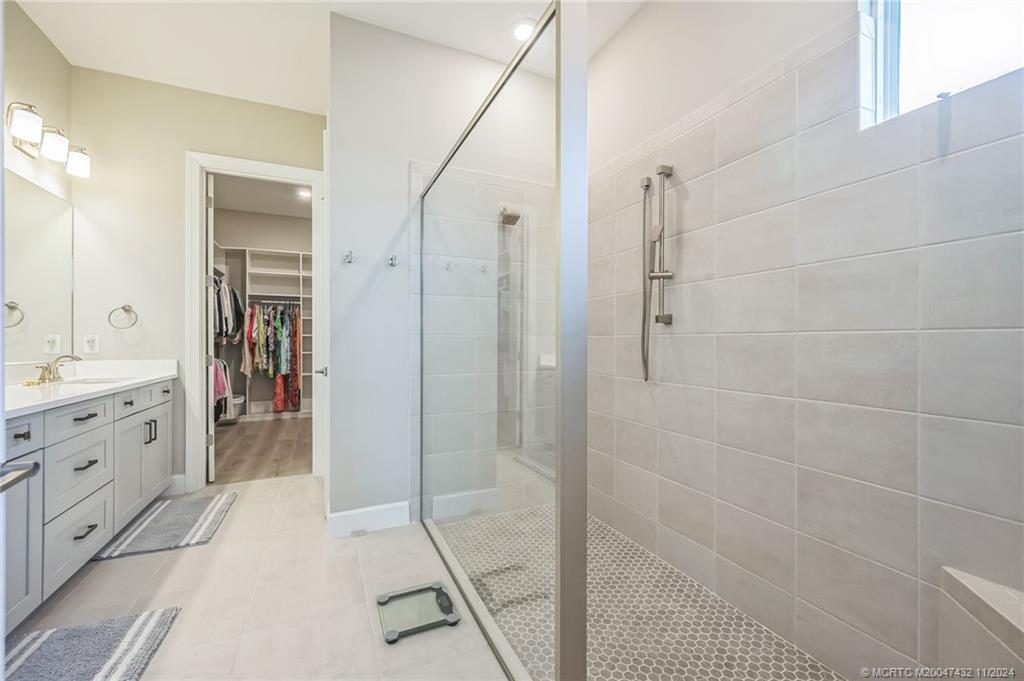 Naples, Florida 34114, United States, 3 Bedrooms Bedrooms, ,3 BathroomsBathrooms,Residential,Active,35324