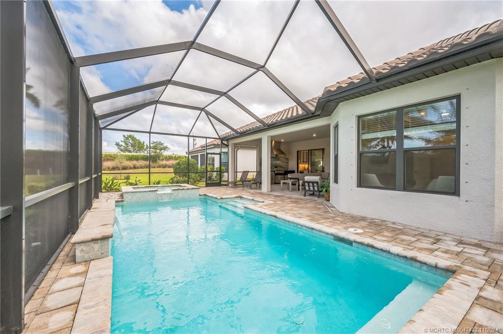 Naples, Florida 34114, United States, 3 Bedrooms Bedrooms, ,3 BathroomsBathrooms,Residential,Active,35324