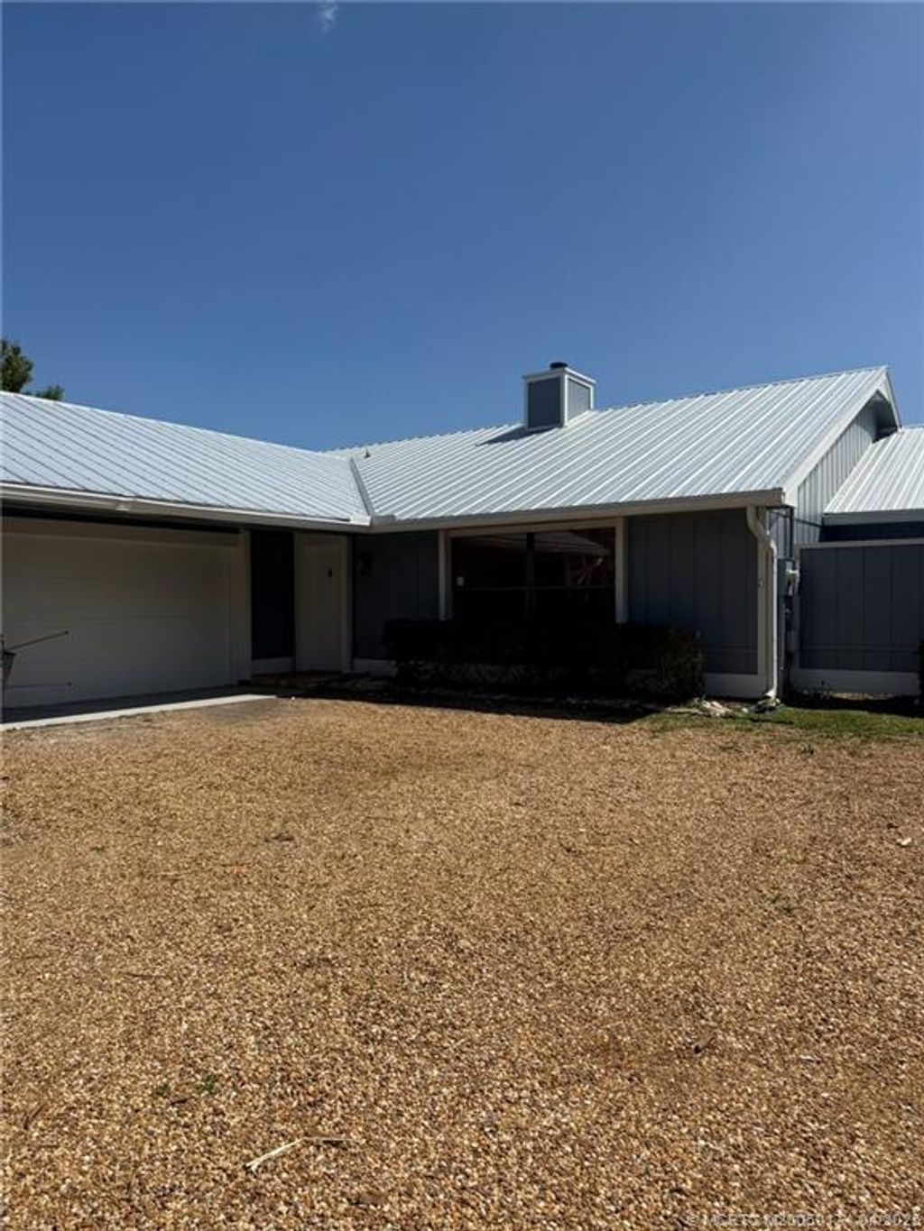 Photo of 3096 SE Glasgow Drive, Stuart, FL 34997 (MLS # M20050174)