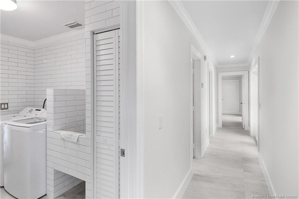 Sewalls Point, Florida 34996, United States, 3 Bedrooms Bedrooms, ,3 BathroomsBathrooms,Residential,Active,165537