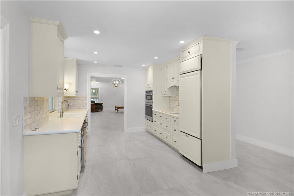 Sewalls Point, Florida 34996, United States, 3 Bedrooms Bedrooms, ,3 BathroomsBathrooms,Residential,Active,165537