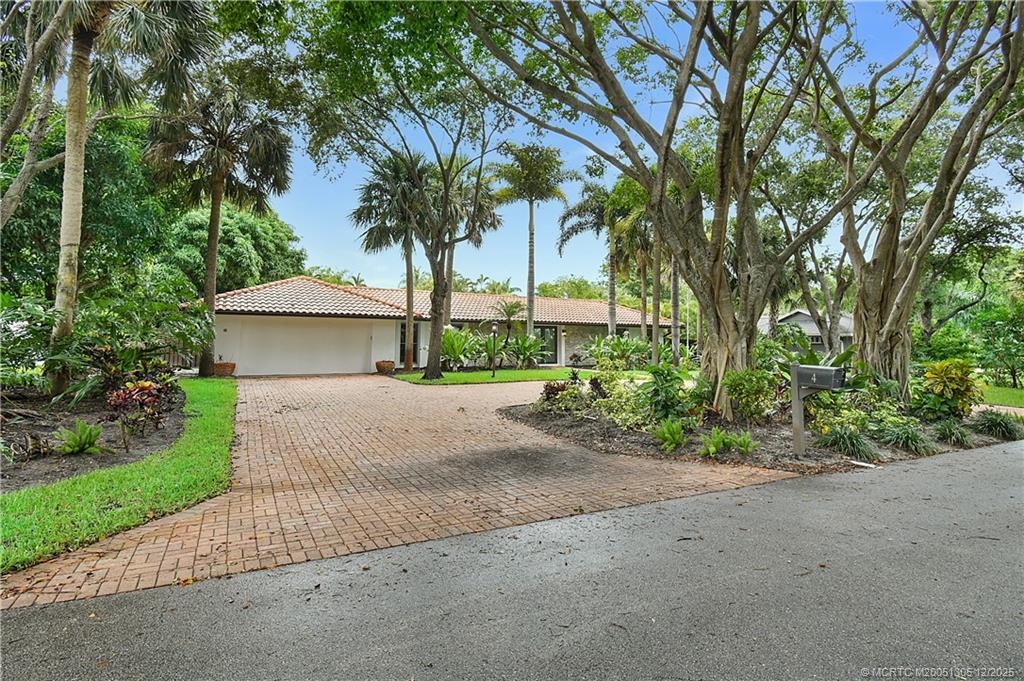 Sewalls Point, Florida 34996, United States, 3 Bedrooms Bedrooms, ,3 BathroomsBathrooms,Residential,Active,165537
