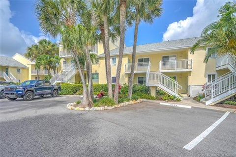 Condo For Rent - 5553 NE Gulfstream Way<br/> Stuart, FL 34996