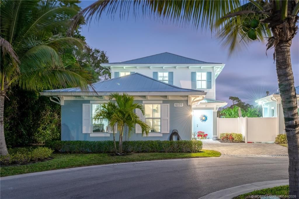 Photo of 4659 SE Manatee Way, Stuart, FL 34997 (MLS # M20053967)