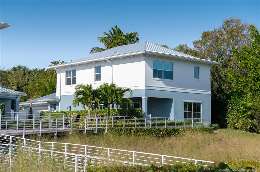 Stuart, Florida, 34997, United States, 3 Bedrooms Bedrooms, ,3 BathroomsBathrooms,Residential,Active,2013451