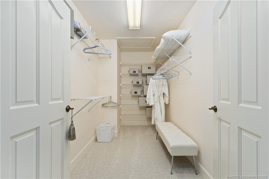 Palm City, Florida, 34990, United States, 4 Bedrooms Bedrooms, ,6 BathroomsBathrooms,Residential,Active,1723164
