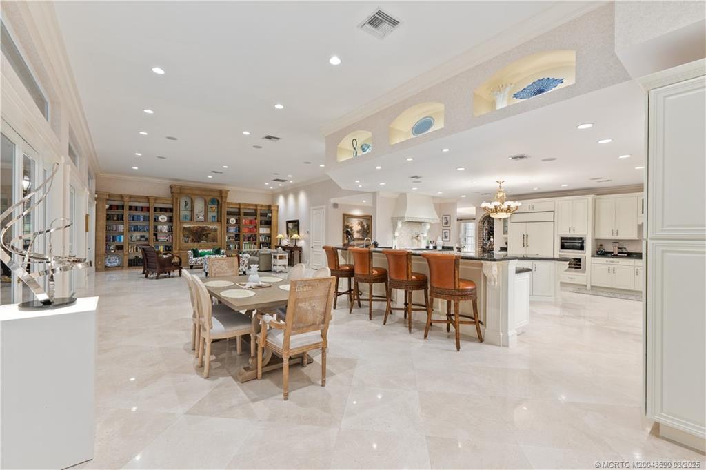 Palm City, Florida, 34990, United States, 4 Bedrooms Bedrooms, ,6 BathroomsBathrooms,Residential,Active,1723164