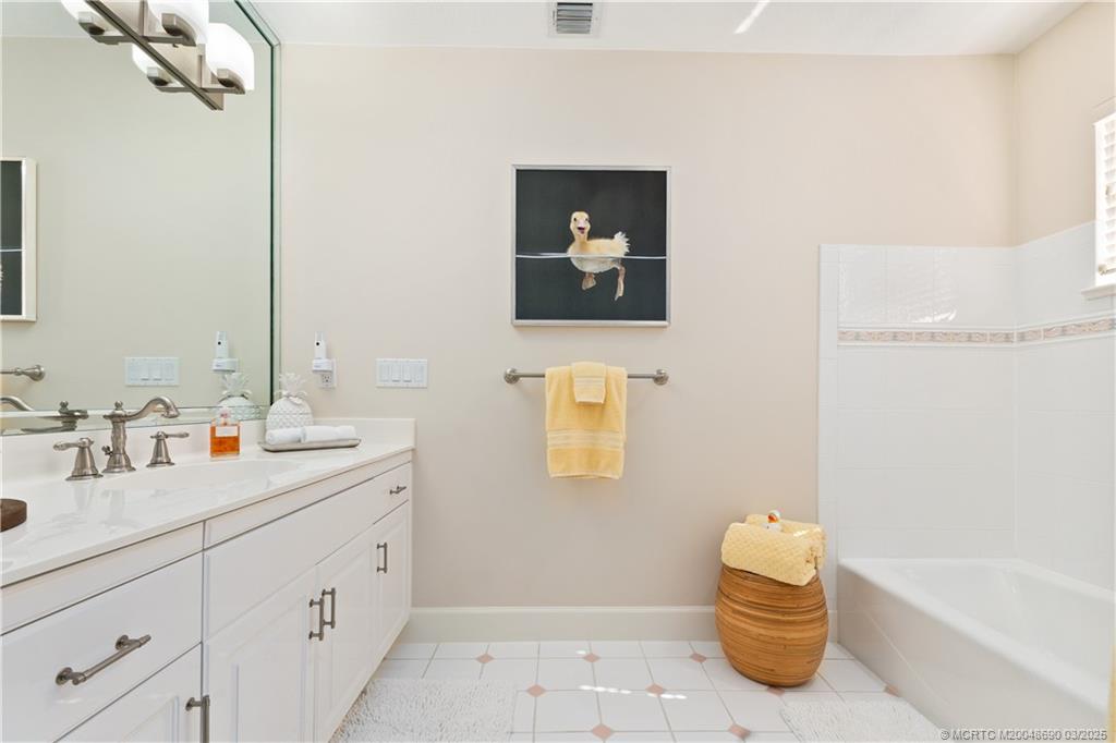 Palm City, Florida, 34990, United States, 4 Bedrooms Bedrooms, ,6 BathroomsBathrooms,Residential,Active,1723164