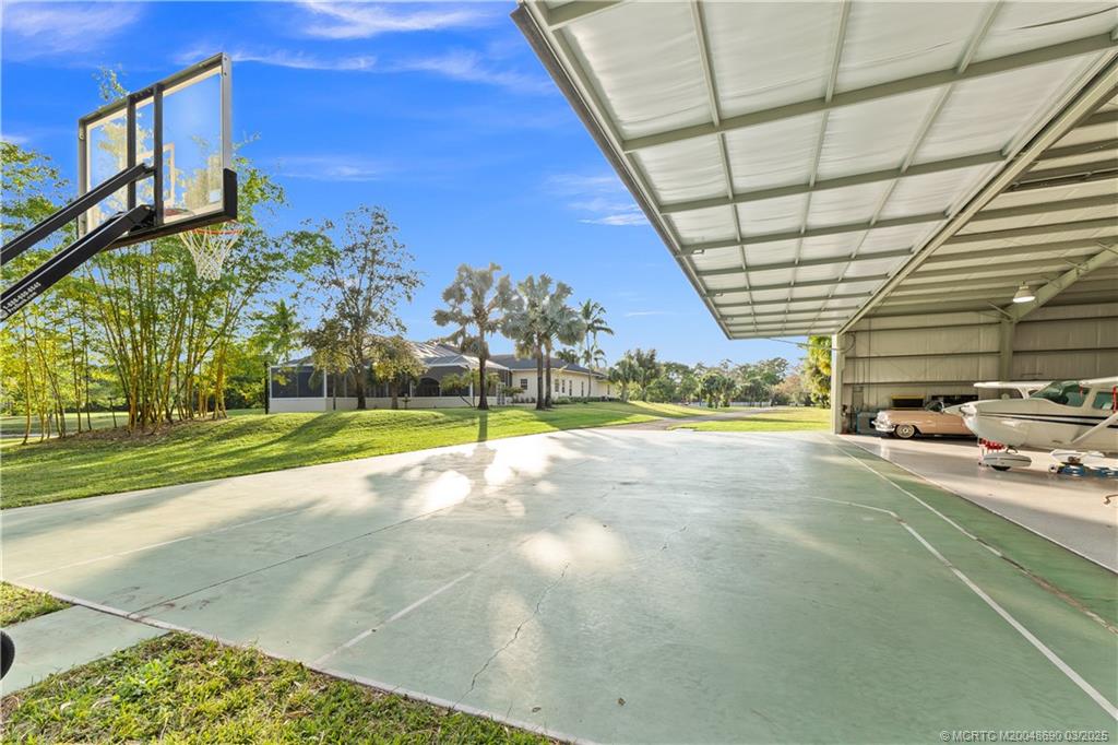 Palm City, Florida, 34990, United States, 4 Bedrooms Bedrooms, ,6 BathroomsBathrooms,Residential,Active,1723164
