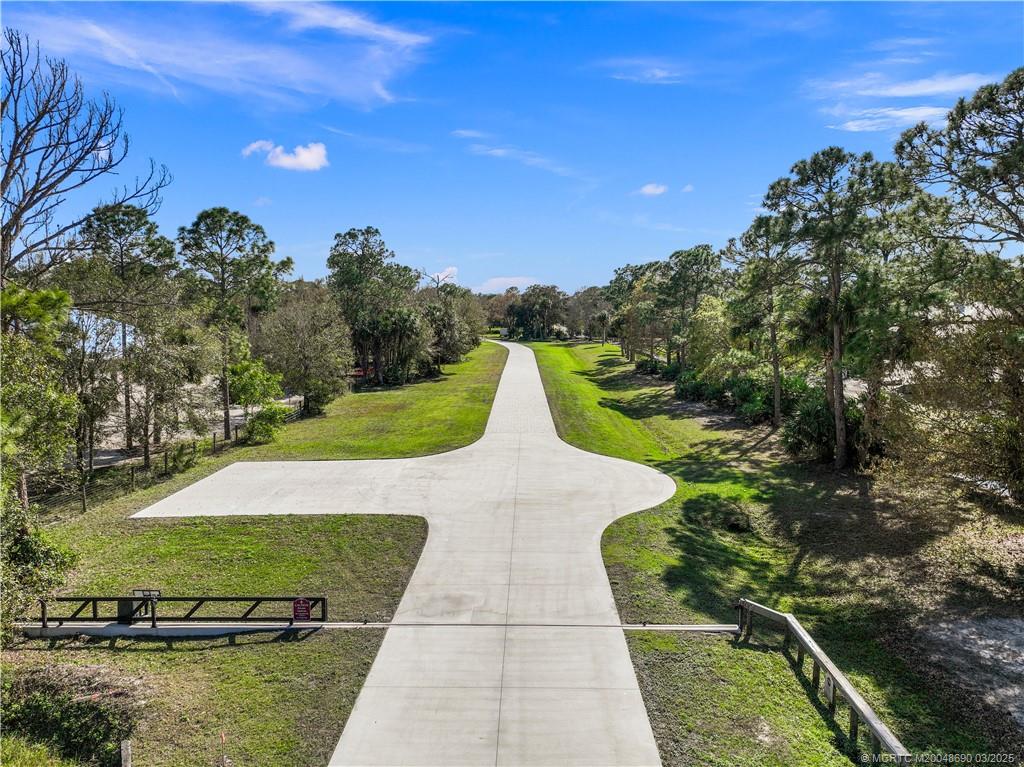 Palm City, Florida, 34990, United States, 4 Bedrooms Bedrooms, ,6 BathroomsBathrooms,Residential,Active,1723164