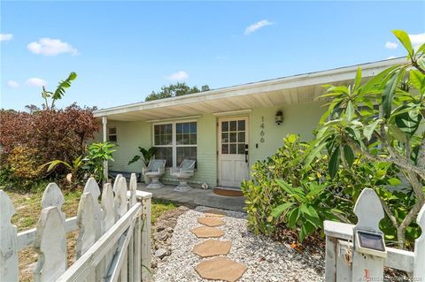 Homes For Sale - 1466 NE Silver Maple Way<br/> Jensen Beach, FL 34957
