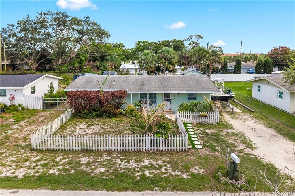 Photo of 1466 NE Silver Maple Way, Jensen Beach, FL 34957 (MLS # M20055668)