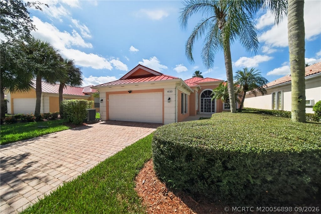 Photo of 1530 SW Balmoral Trace SW, Stuart, FL 34997 (MLS # M20056898)