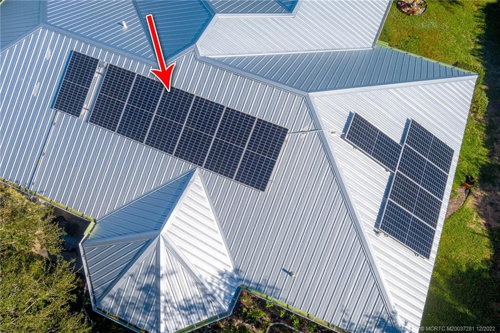 Photo of 3736 NE Skyline Drive, Jensen Beach, FL 34957 (MLS # M20037281)